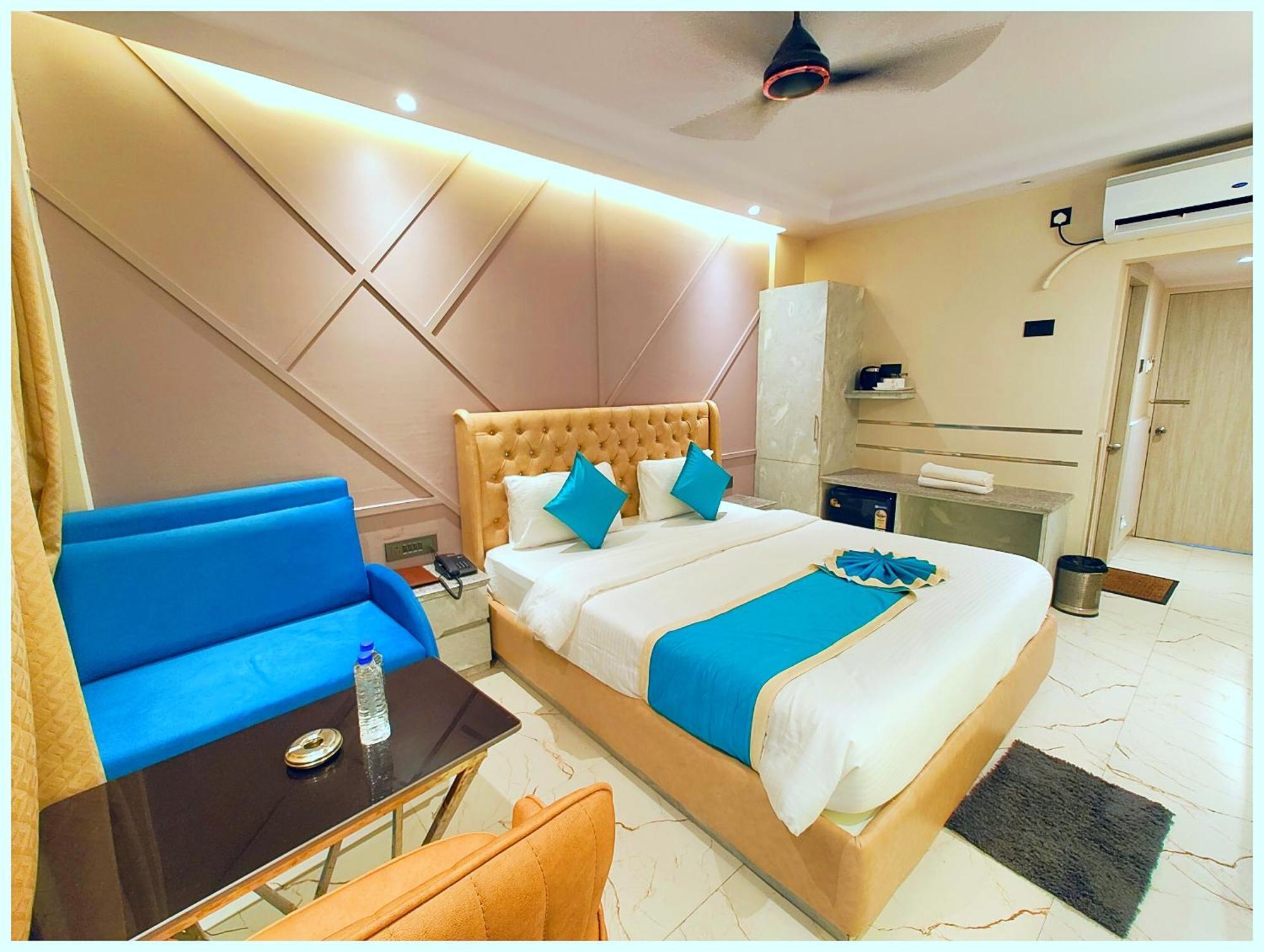 Puri Hotel D R E A M L A N D Near Sea Beach - - Restaurant & Parking Facilities - Prime Location With Luxury And Spacious Room - Book Now Ngoại thất bức ảnh