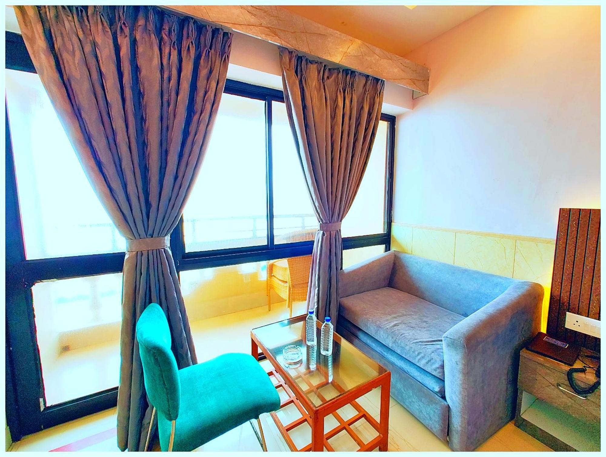 Puri Hotel D R E A M L A N D Near Sea Beach - - Restaurant & Parking Facilities - Prime Location With Luxury And Spacious Room - Book Now Ngoại thất bức ảnh