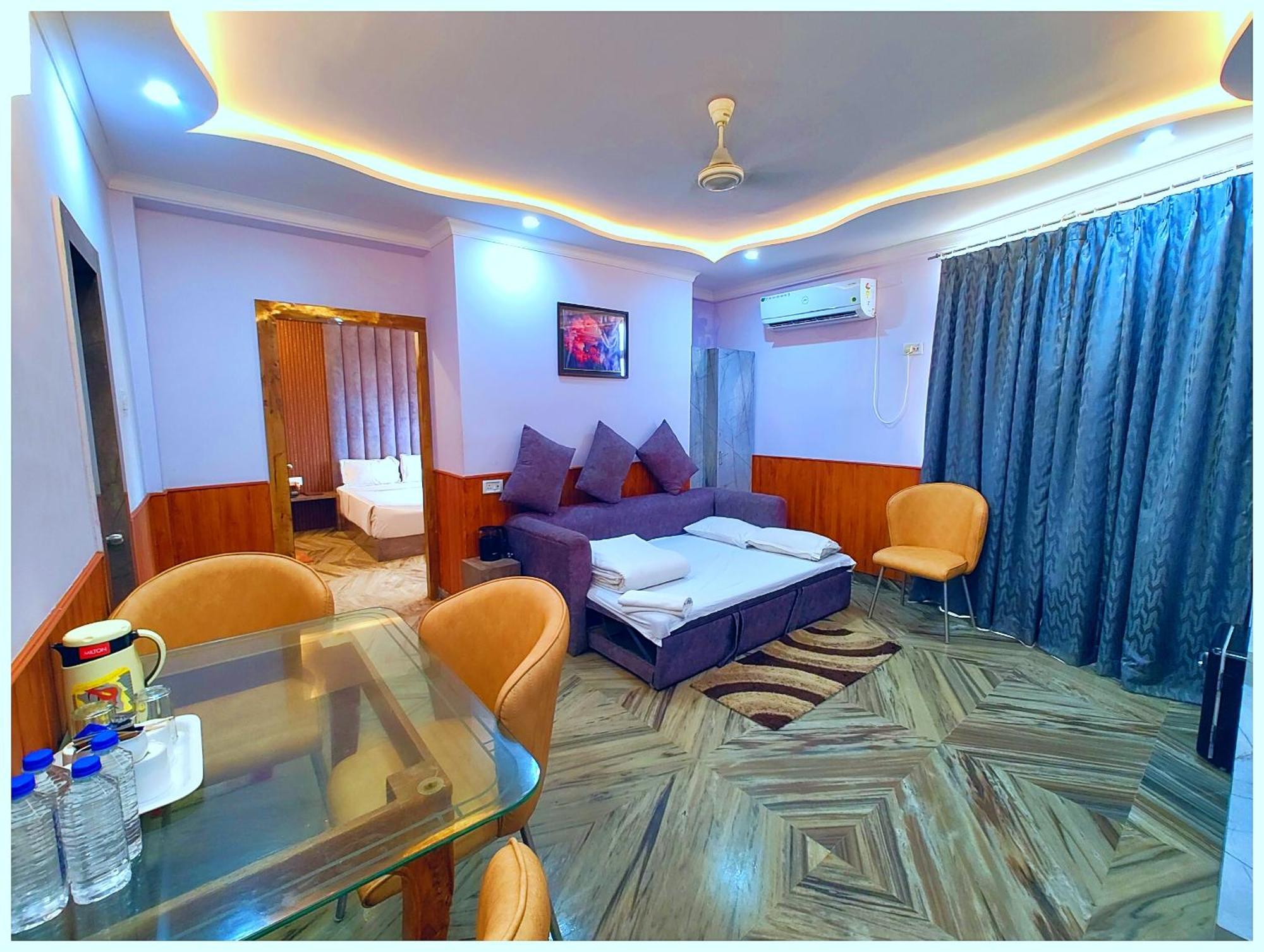 Puri Hotel D R E A M L A N D Near Sea Beach - - Restaurant & Parking Facilities - Prime Location With Luxury And Spacious Room - Book Now Ngoại thất bức ảnh